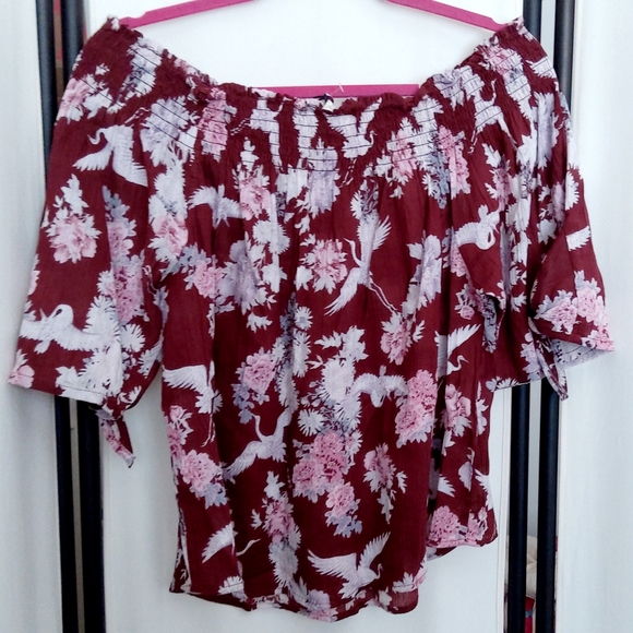 Vanilla Star off the shoulder Top/blouse size Lg (NWTS) - Picture 3 of 4
